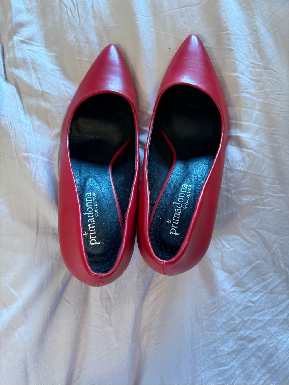 Prima Donna Red Pointed-Toe Heels